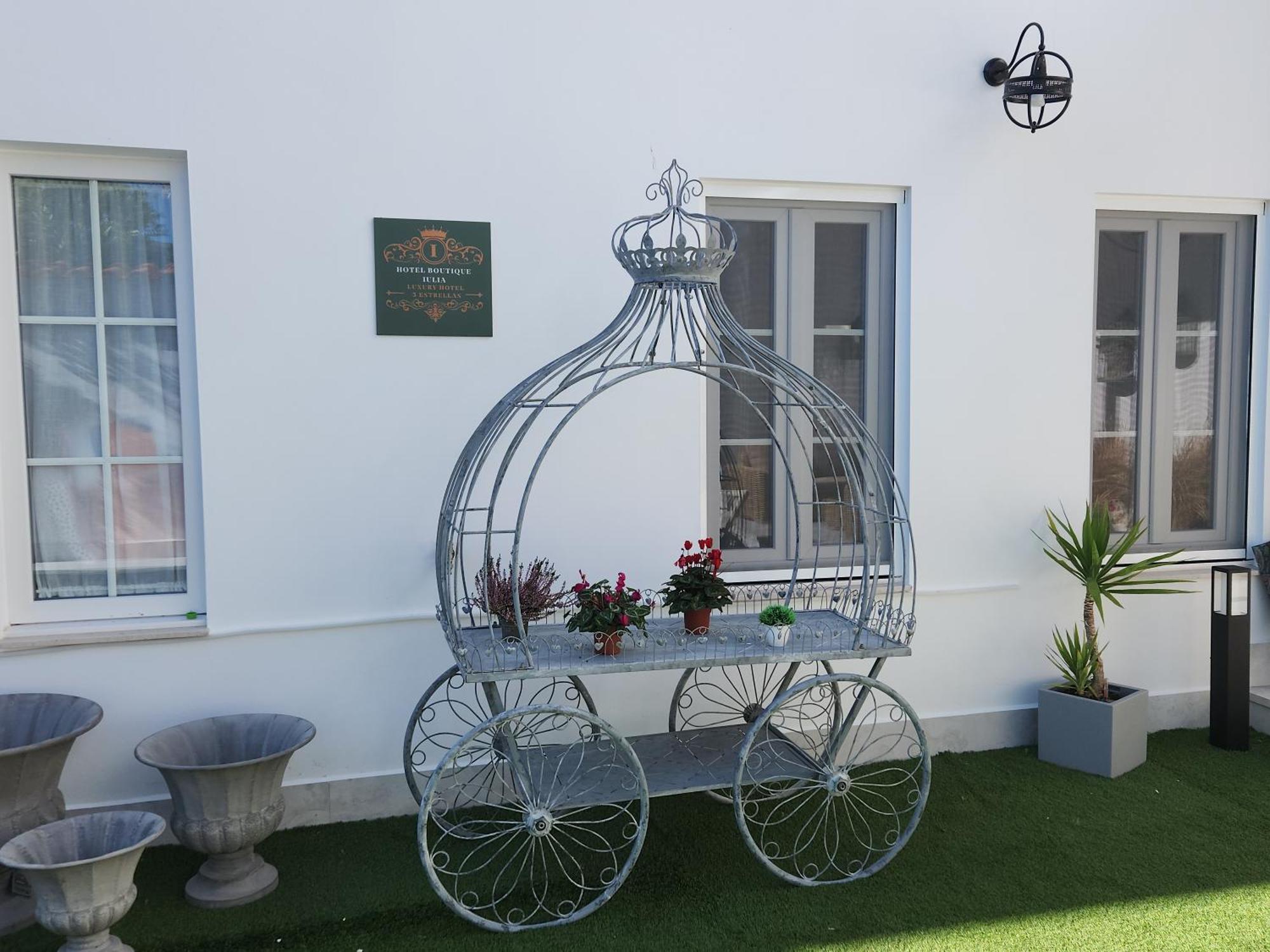 Hotel Boutique Iulia 5 Estrellas Medina de las Torres Buitenkant foto