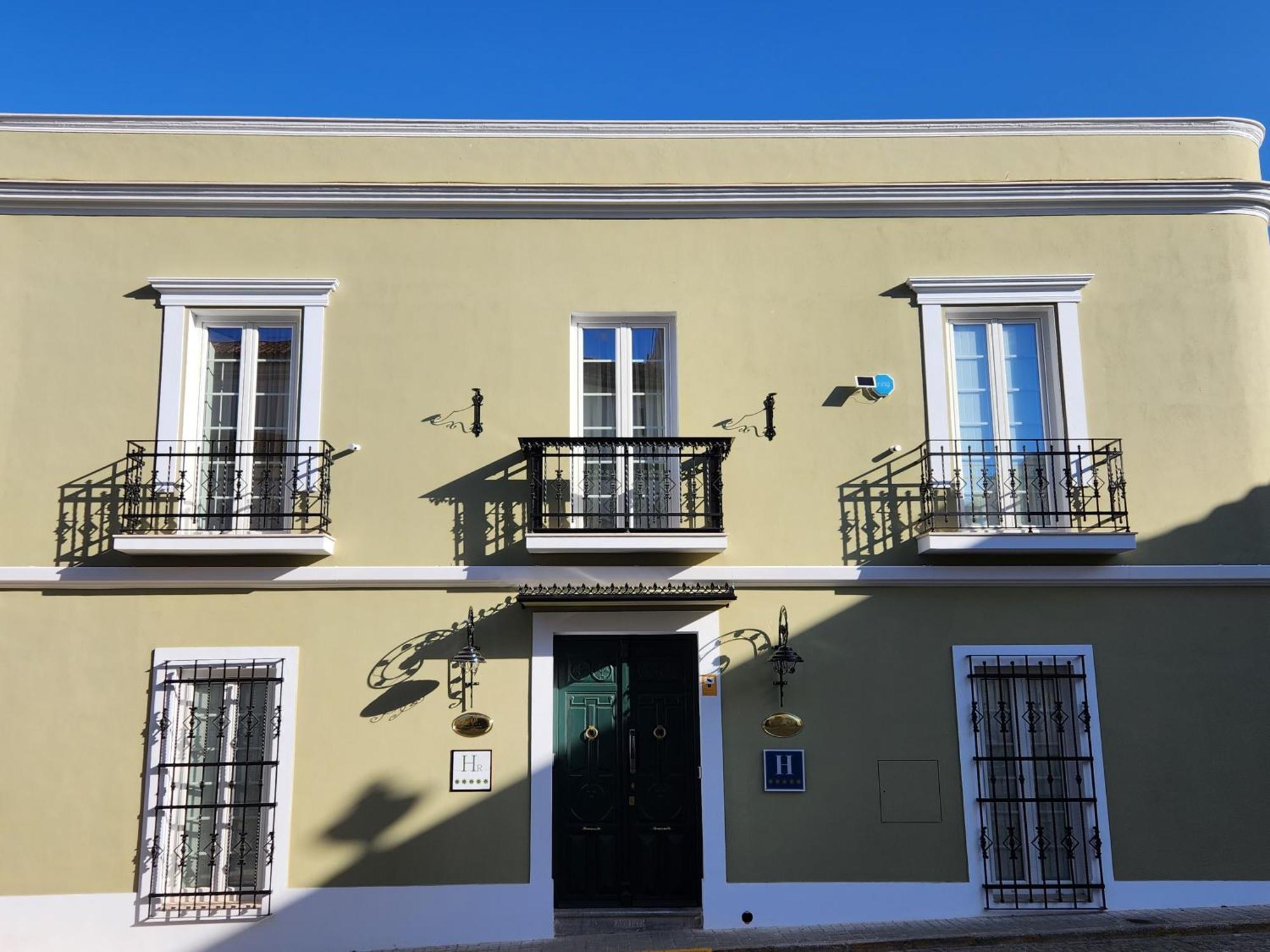 Hotel Boutique Iulia 5 Estrellas Medina de las Torres Buitenkant foto